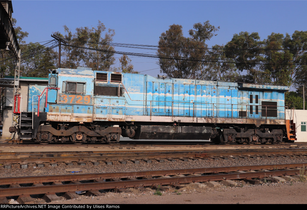 LOCOMOTIVE YARD